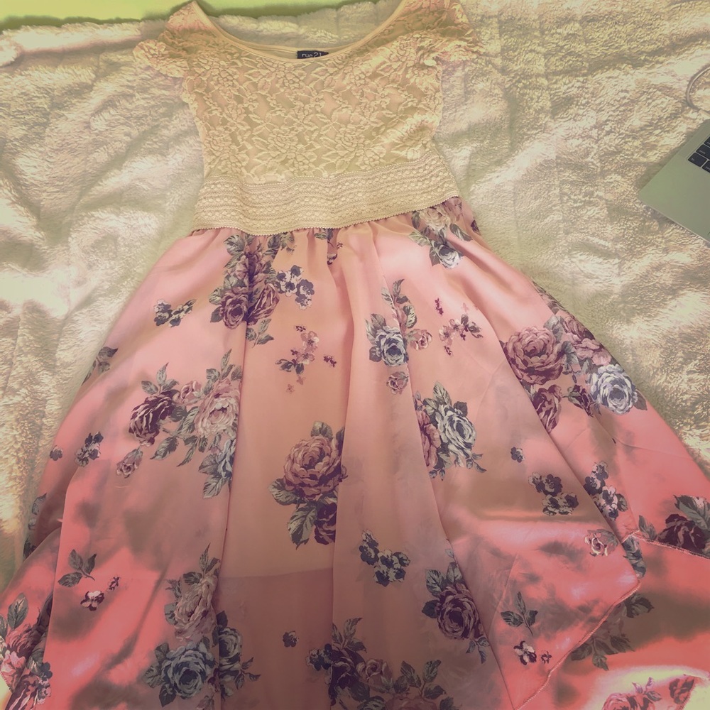 Rue 21 floral sundress with cap sleeves